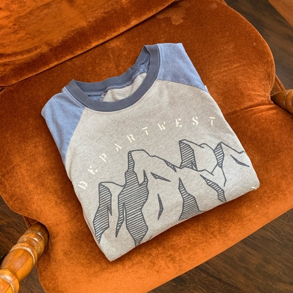 Cozy Mountain Adventure Raglan Graphic Tee - Picture 3 of 11